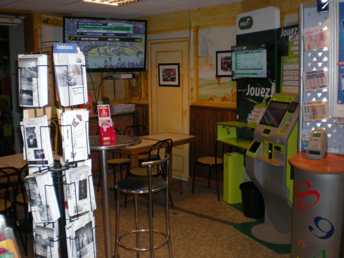Hotel Dg Méry-sur-Oise Zewnętrze zdjęcie